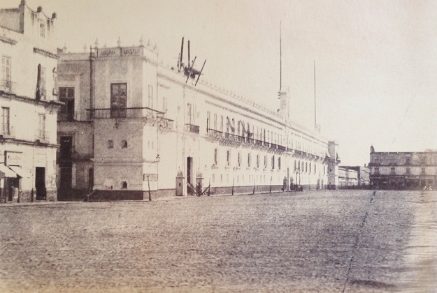 Building la Puerta Mariana, Palacio de Mexico, 1851. View of the National Palace from the north. Photo by Julio Michaud.
